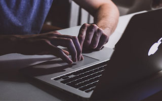 九游-Astralis 与丹麦零售商 Elgiganten 合作，举办线下活动，丹麦aarhus