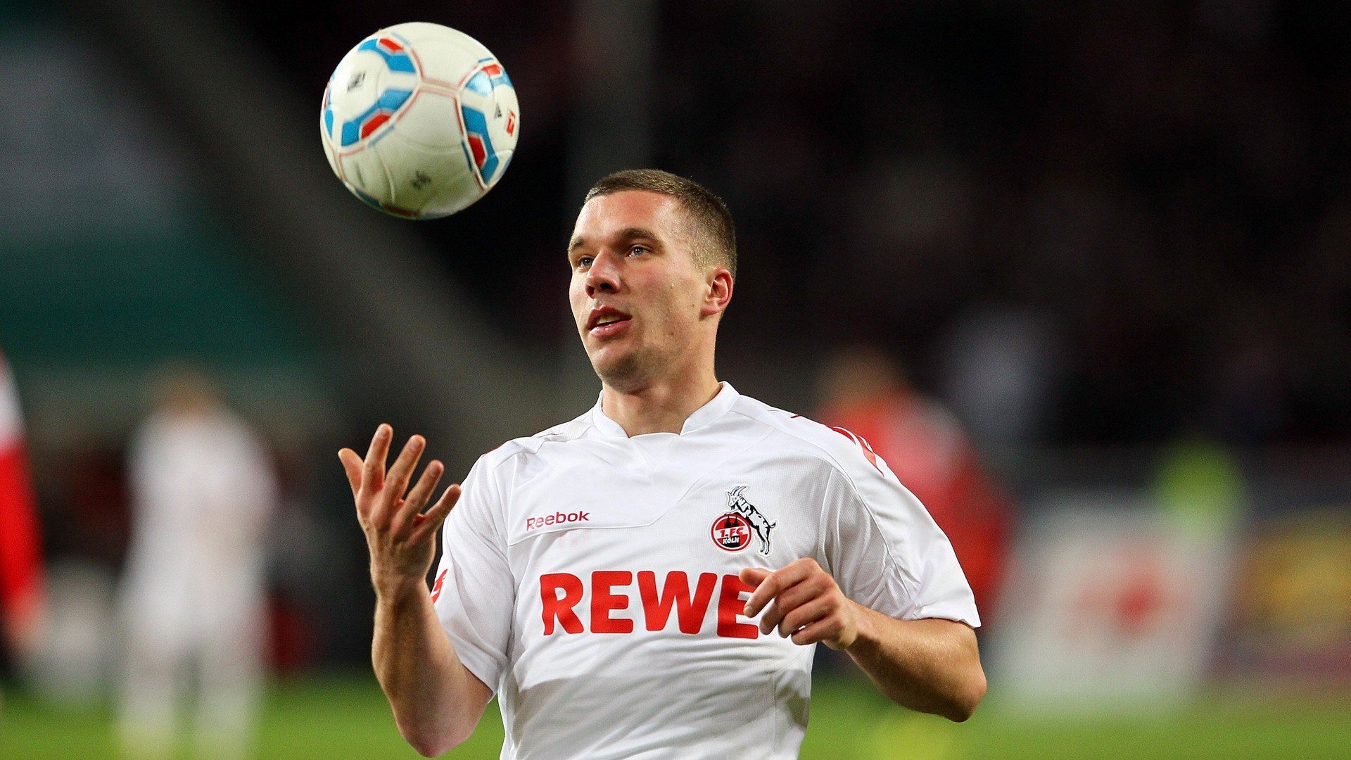 世界杯史诗战役：经典瞬间永不褪色！，盘点世界杯